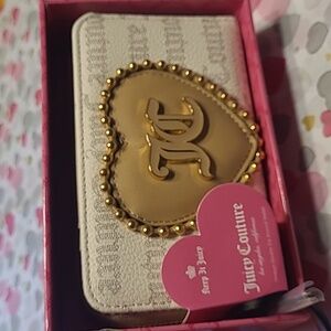 NWT Juicy Couture Pecan and White  Medium Double Zip Around  Wallet